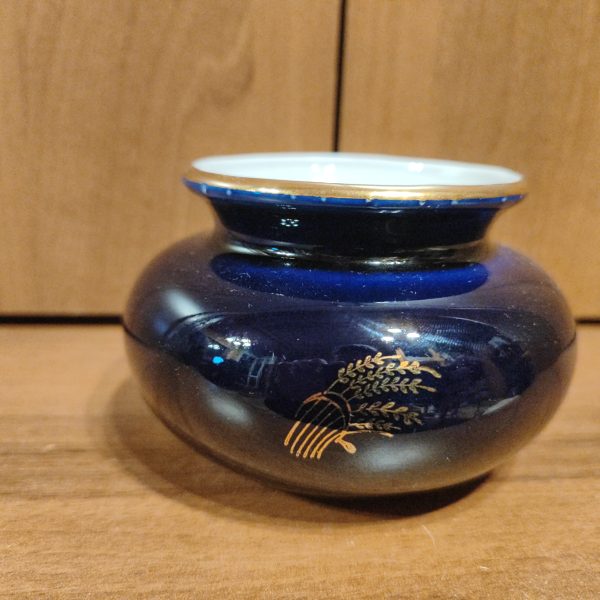 Ваза "Серп и колосья", ЛФЗ