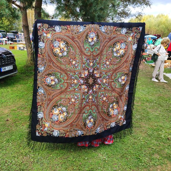 Shawl 1C150-5-pn 705-18 (Pavlovoposad shawl manufactory)